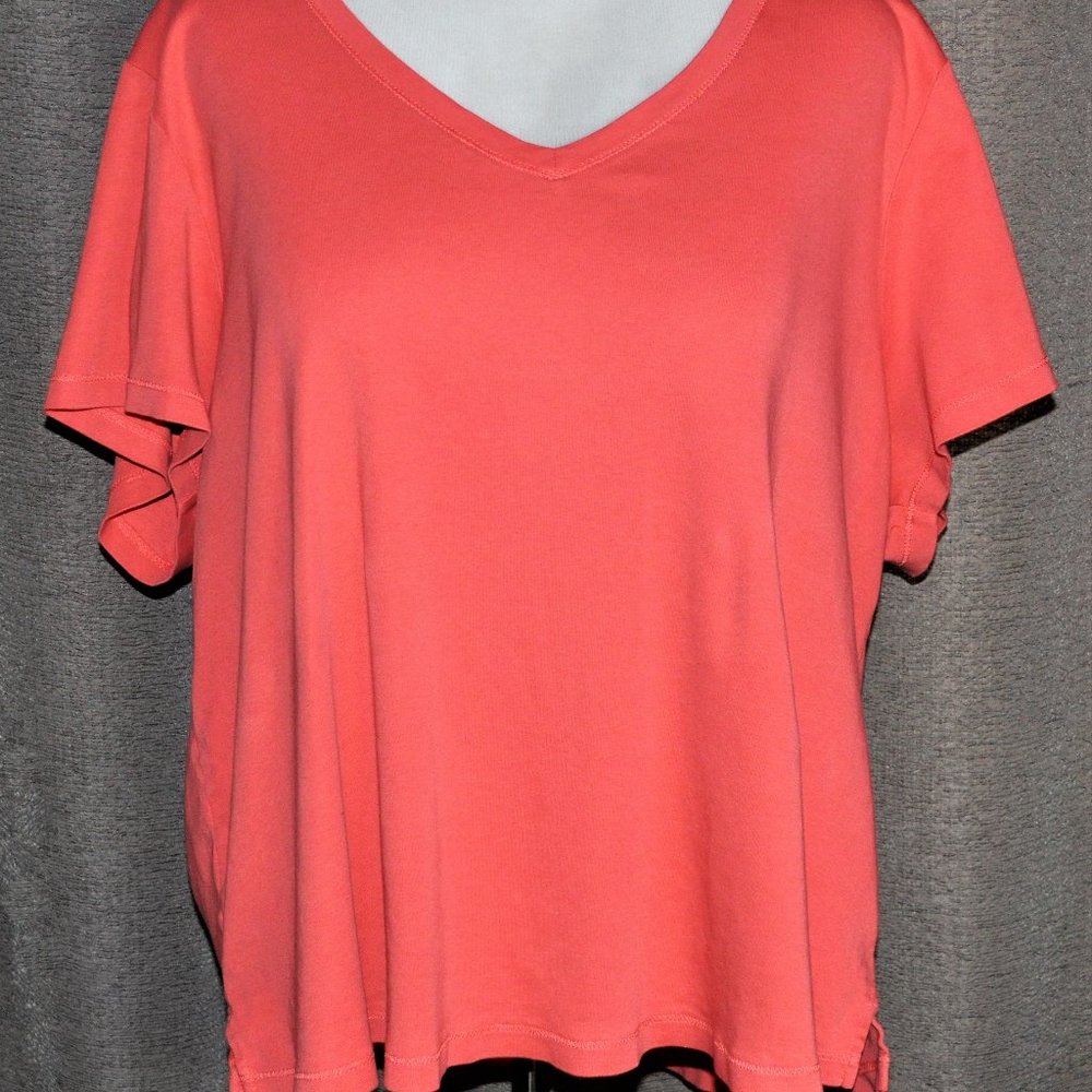 Like New! J. Jill Perfect Pima V-Neck Short Sleeve Tee in Coral Pink/Orange